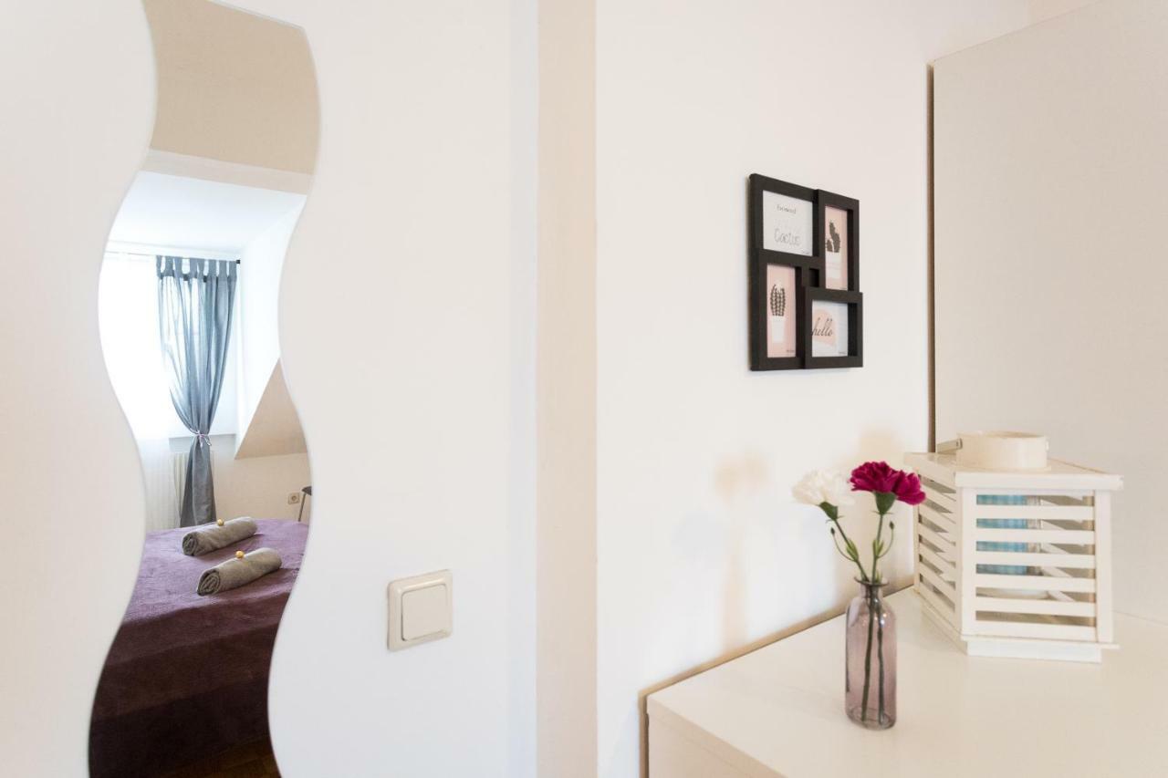 וינה Lovely Two Level Apartment For Families מראה חיצוני תמונה
